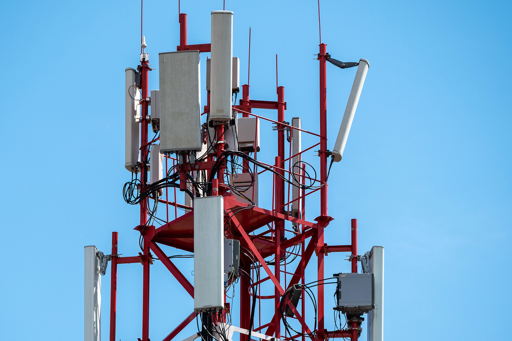 High-speed mobile satellite internet